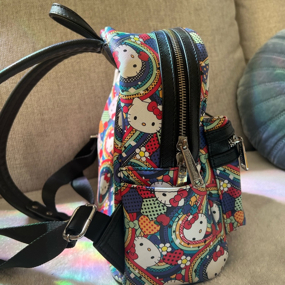 Hello Kitty x Loungefly Mini Backpack - Picture 2 of 5